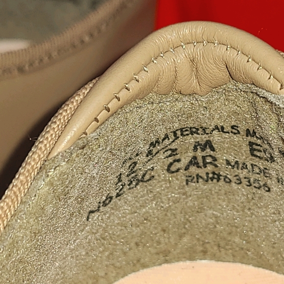 🦋Tan Capezio tap shoes for girls💐 - Picture 3 of 4